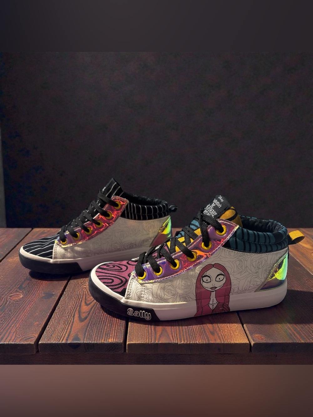 Disney Nightmare Before Christmas High-Top Sneakers Women’s Size 7